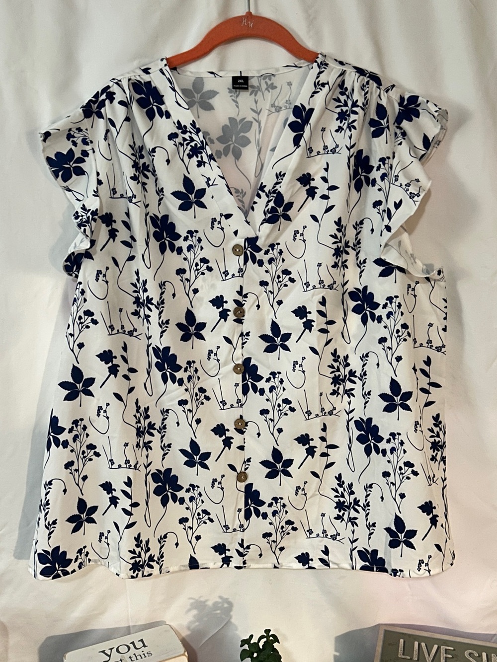 SHEIN White Short-Sleeve Button Floral V-Neck Blouse